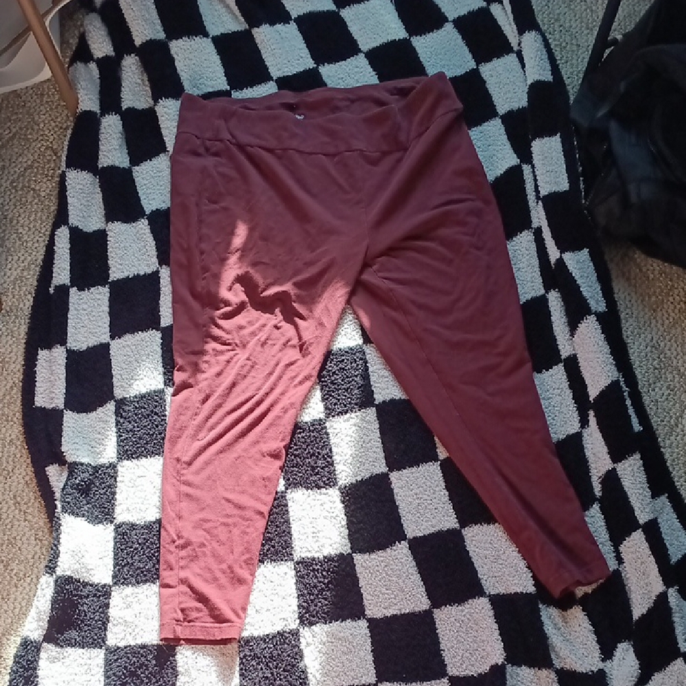 Womans Burgundy Leggings 2X Terra & Sky